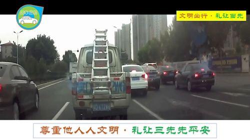 吃瓜群众翻车现场直播,直播意外成焦点