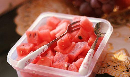 喂奶可以吃沙白瓜,沙白瓜助力哺乳期妈妈健康喂养