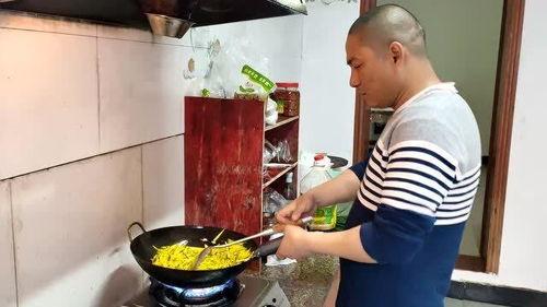 九红哥吃瓜,揭秘娱乐圈幕后故事