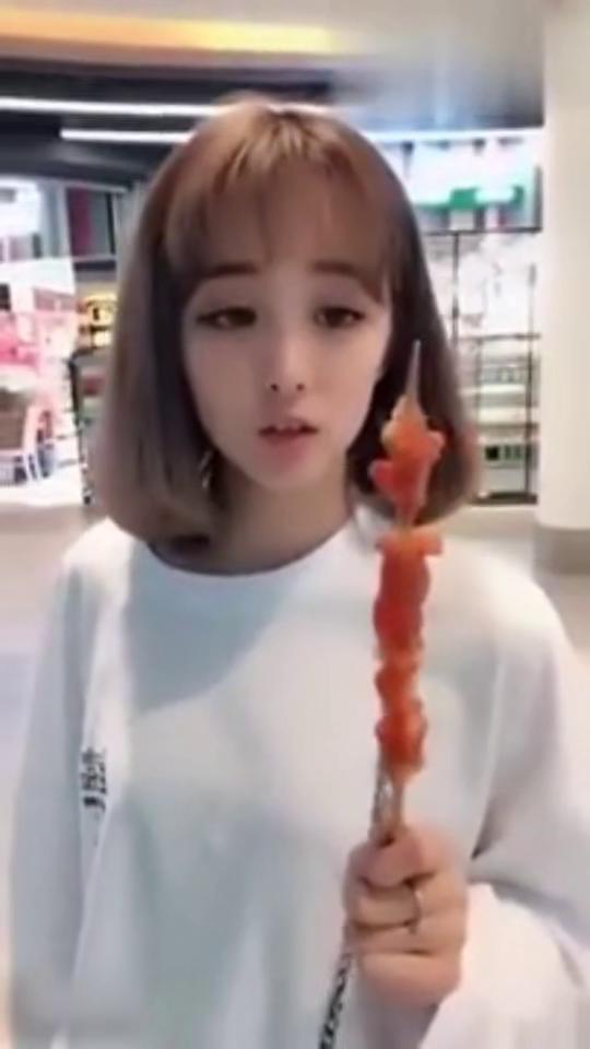 吃瓜学妹萌兰,揭秘校园里的趣味生活