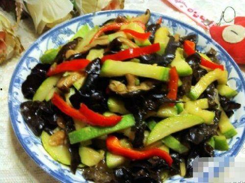 角瓜和香菇能一起吃不,营养与美味的双重享受