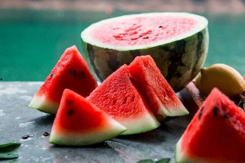 吃瓜消暑图片高清,吃瓜图鉴，高清视觉盛宴